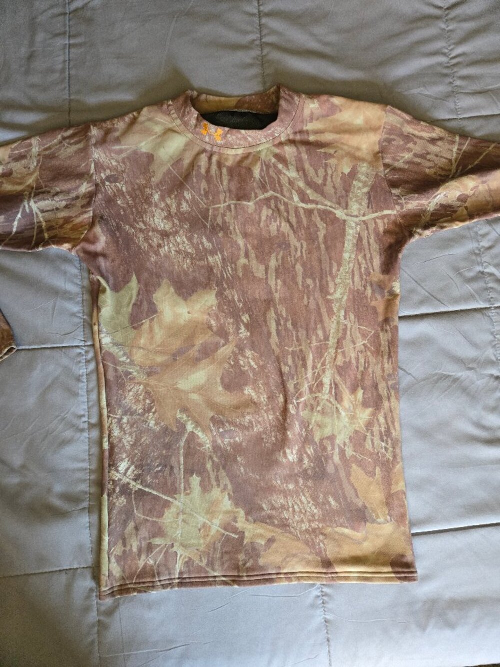 Long sleeve camo mock turtle neck shirt